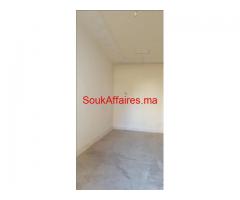 magasin de 50m2 à BD FAR Hamria Meknes