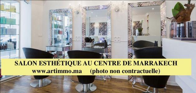 Un salon d esthetique equipe a Gueliz